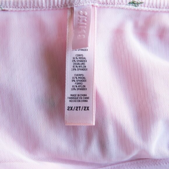 SKIMS SOFT LOUNGE SCOOP ONEPIECE PINK CHERRY BLOSSOM PRINT / 2X W/Built in bra - Picture 6 of 6